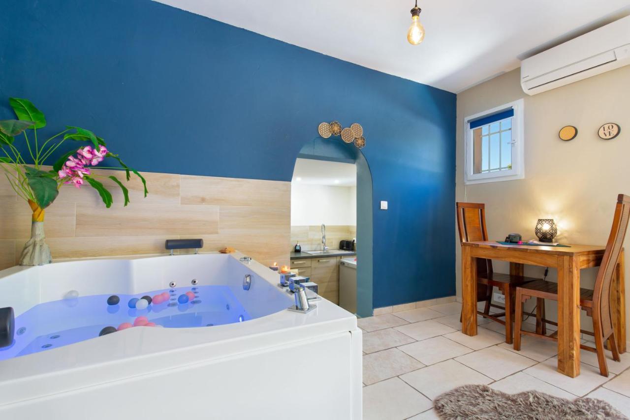 Appartement Jacuzzi 4 Etoiles Beaute - Mbroom Var Puget-sur Argens Εξωτερικό φωτογραφία